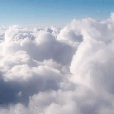 Peacefull clouds in the sky 